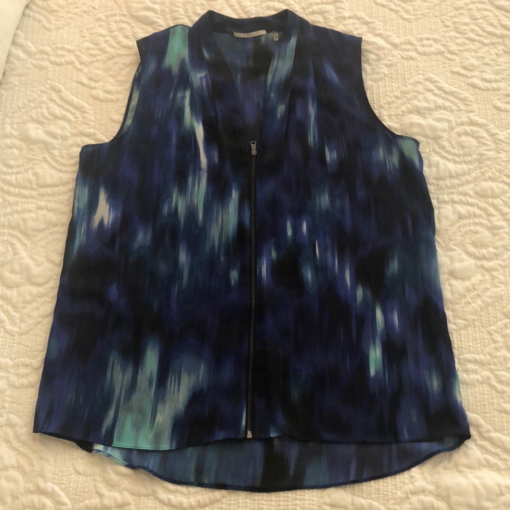 Sleeveless Zip-front Blouse